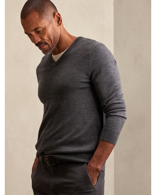 Banana Republic Factory Merino Wool V 