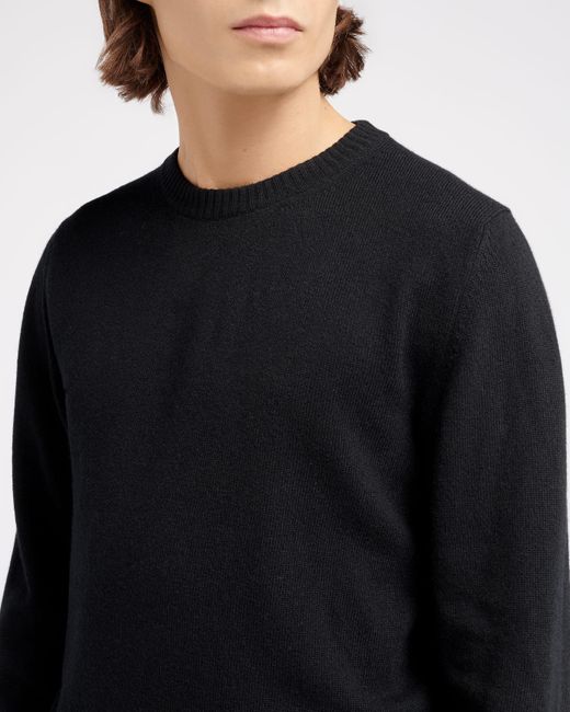 Barrie Black B Label Round-neck Cashmere Jumper for men
