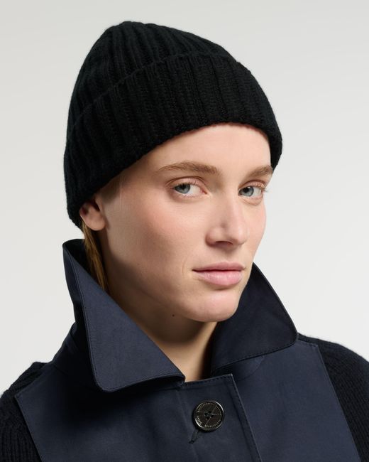 Barrie Black Cashmere Beanie