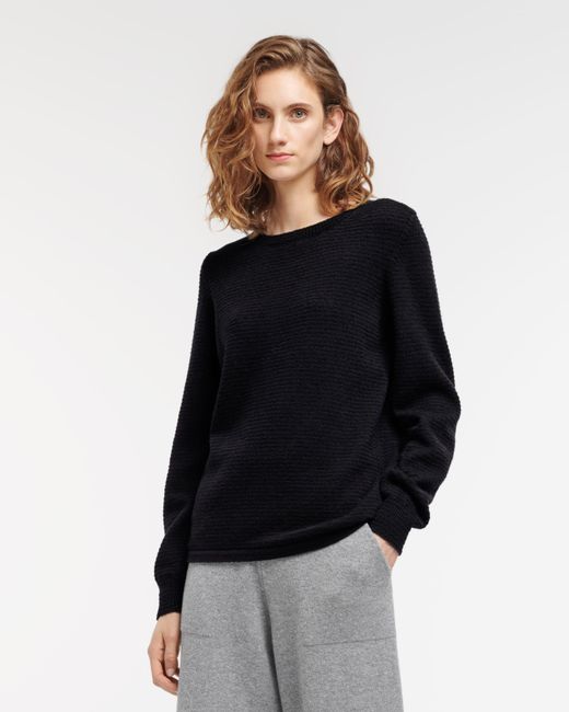 Barrie Black Cashmere Jumper With Thin Stripes