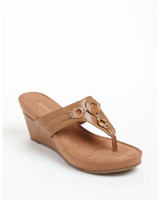 Aerosoles Flashlight Leather Wedge Thong Sandals in Brown (Tan) - Save 14% | Lyst