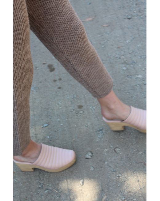 beklina ribbed clog