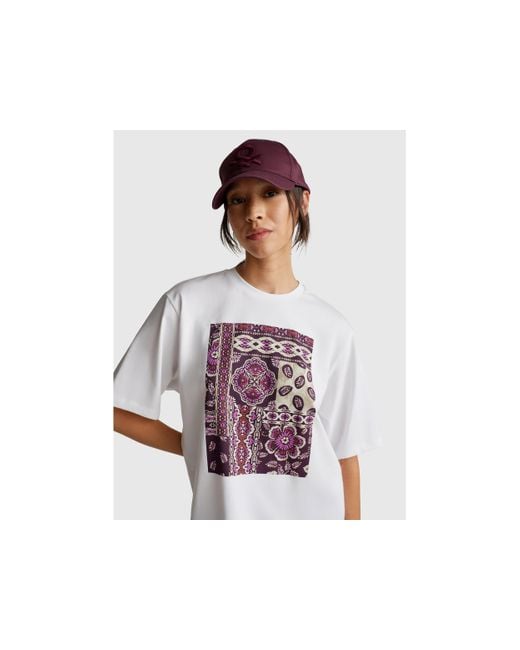 Benetton, T-Shirt Con Stampa Bandana, Taglia, Bianco, Donna di Benetton in Black