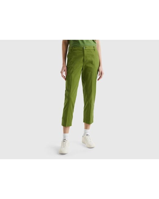 Pantalones Chinos Cropped De Algodón Elástico Benetton de color Green