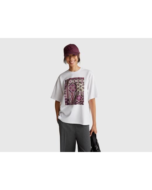 Benetton, T-Shirt Con Stampa Bandana, Taglia, Bianco, Donna di Benetton in Black