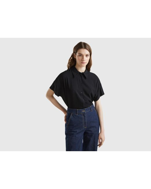 Camicia A Manica Corta In Viscosa Sostenibile di Benetton in Black