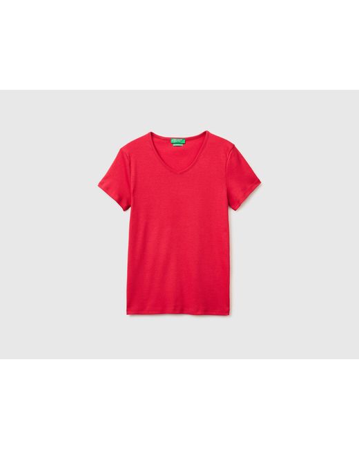 Benetton Red Benetton, Slim Fit T-Shirt With V-Neck