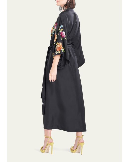 Natori Black Shinjo Floral-embroidered Kimono-sleeve Robe