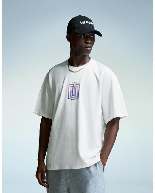Bershka White Thunder Short Sleeve T-Shirt for men