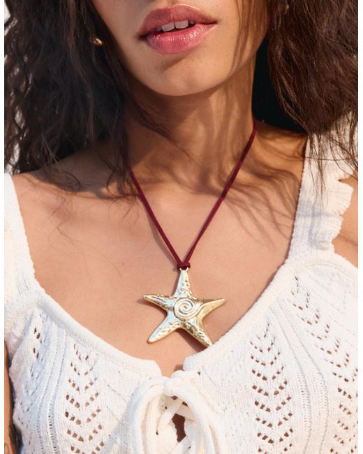 Bershka Red Star Necklace