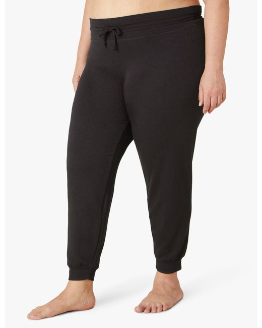 Beyond Yoga Cozy Fleece Lounge Around 