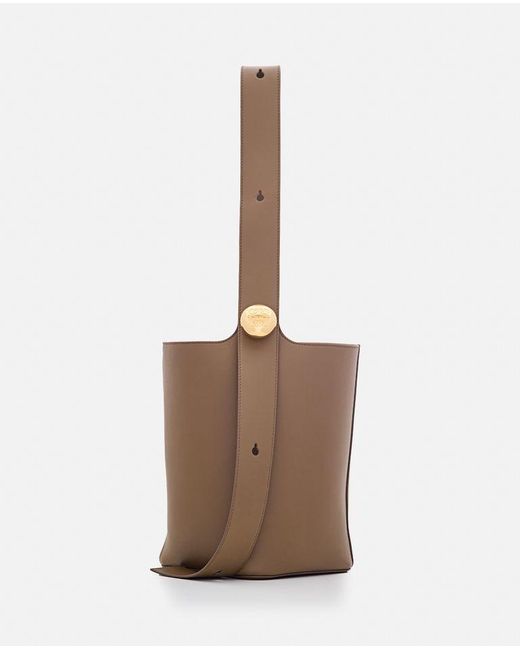 Pebble Bucket Medio In Pelle di Loewe in White
