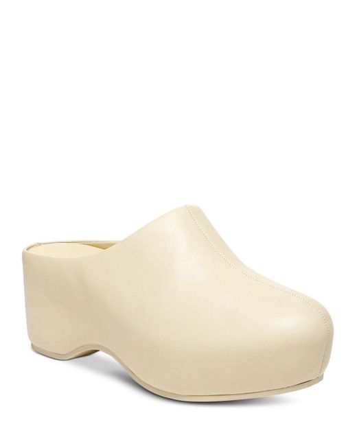 Vince Leather Isa Clog Sandals in Natural | Lyst