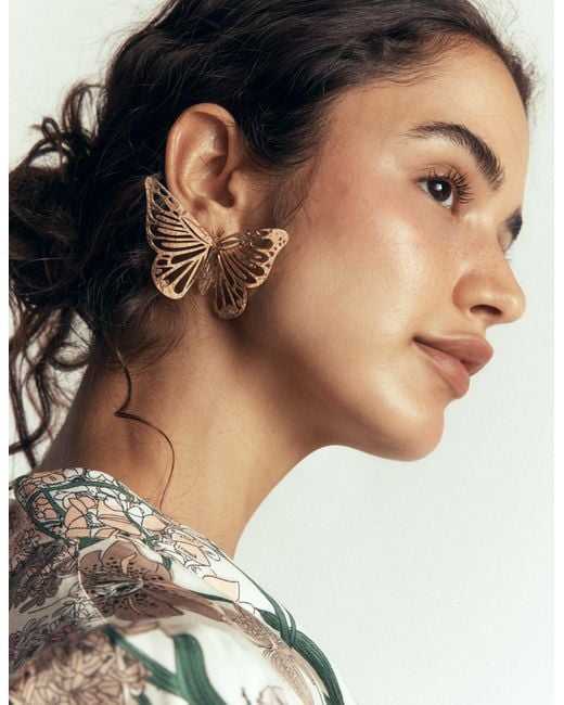 Boden Natural Statement Hammered Studs