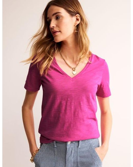 Boden Pink Flammgarn-T-Shirt Mit V-Ausschnitt Und Normaler Passform Damen