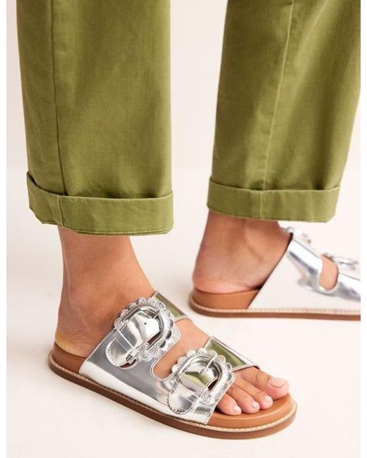 Sandales à enfiler avec double boucle Boden en coloris Natural
