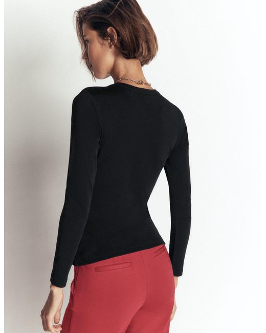 Boden Red Annie Essential Crew Neck Top