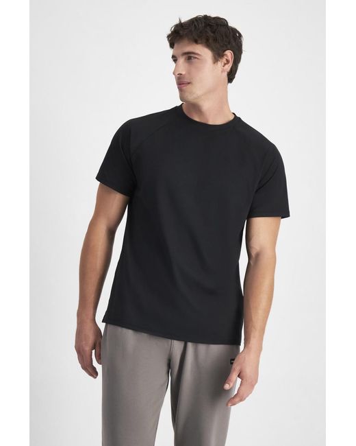 Bonds Black Move Tee for men