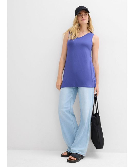 Top Lungo di bonprix in Blue
