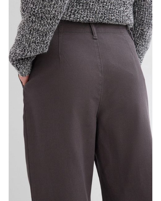 Pantaloni di bonprix in Brown