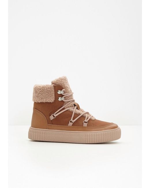 bonprix Brown Gefütterte Schnürboots