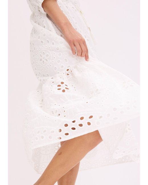 Abito Midi Con Ricami Traforati di bonprix in White