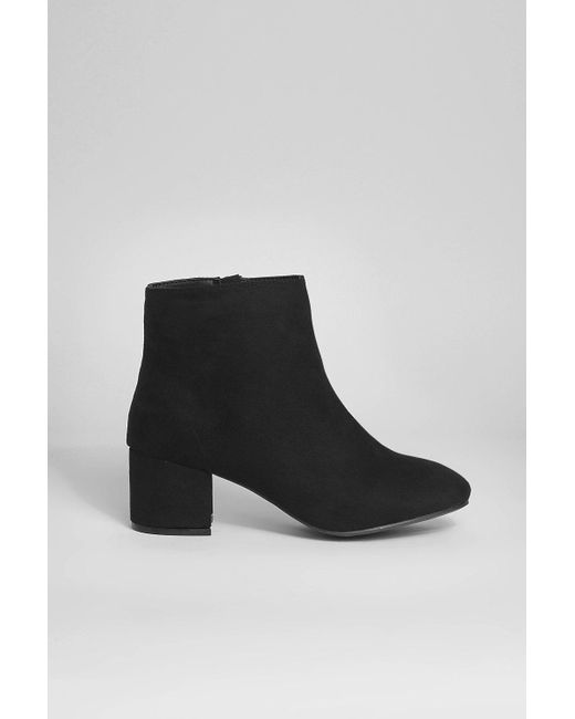 wide width shoe boots