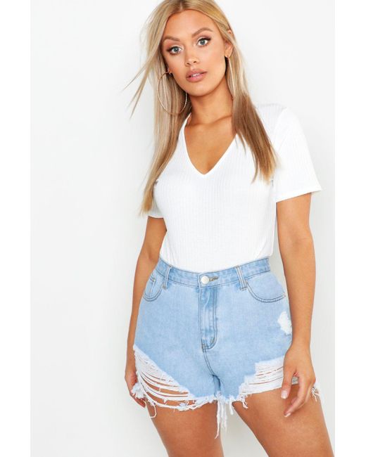 boohoo denim shorts