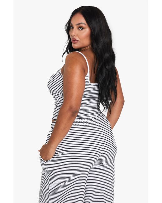 Boohoo White Plus Striped Contrast Binding Tank Top