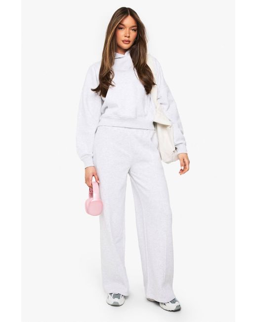 Boohoo White Pintuck Detail Straight Leg Jogger