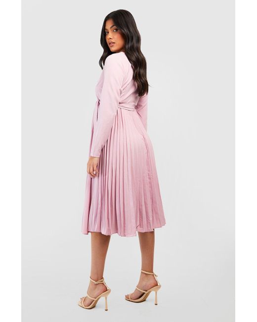 Vestido Premamá Midi Cruzado Plisado De Ocasión de Boohoo de color Rosa |  Lyst