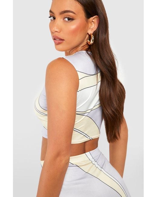 Boohoo Abstract Print Sleeveless Crop Top in White | Lyst Canada