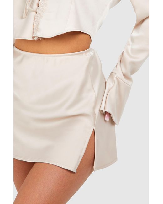 Satin Thigh Split Micro Mini Skirt Boohoo de color White