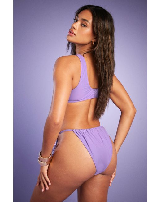 Mix & Match Tie Plunge Bikini Top Boohoo de color Purple
