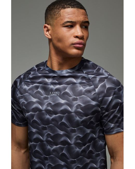 Camiseta Man Active Resistente Regular Con Estampado Abstracto Boohoo de color Gray