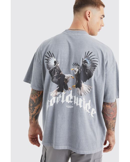 Camiseta Oversize Sobreteñida Con Cuello Extendido Y Estampado Gráfico De Águila Boohoo de color Gray