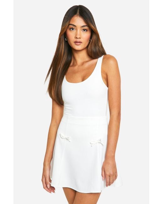 Boohoo White Contrast Bow Fit & Flare Mini Skirt