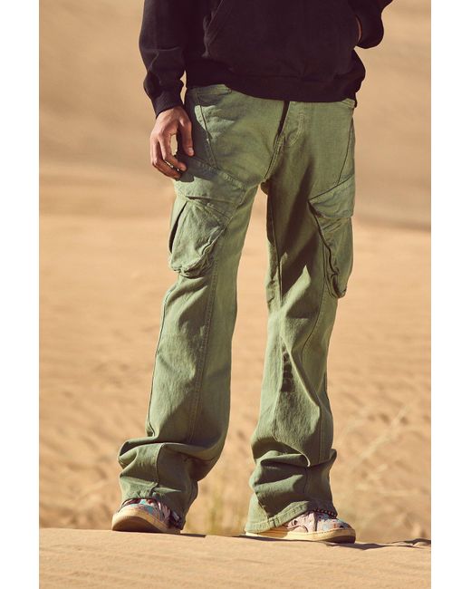 BoohooMAN Green Relaxed Flare Rigid Washed Cargo Jean for men