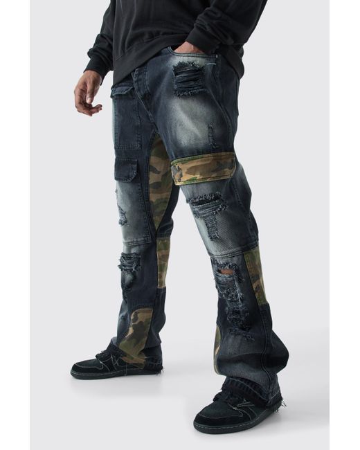 BoohooMAN Plus Slim Rigid Flare Camo Repair Cargo Jeans in Black für Herren