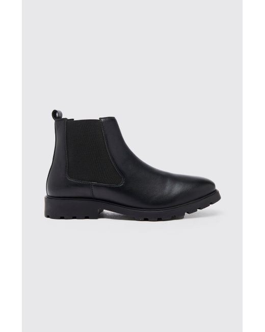 BoohooMAN Angled Gusset Chelsea Boot in 