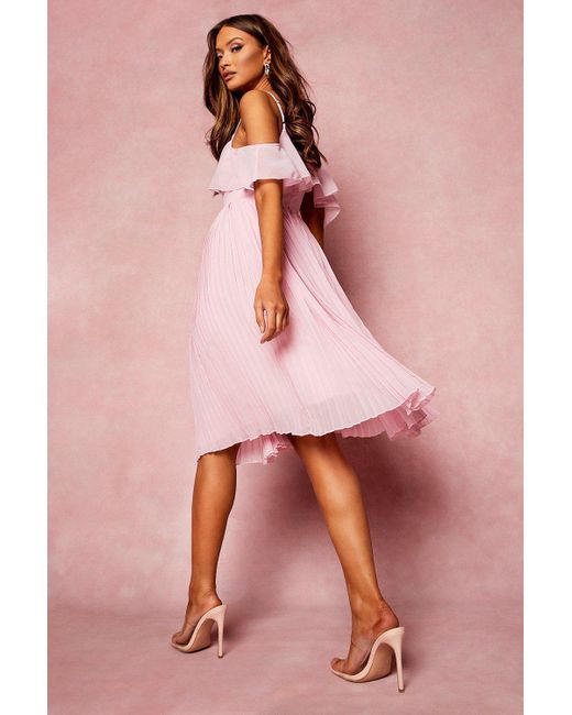 Boohoo Cold Shoulder Ruffle Midi Bridesmaid Dress in Pink | Lyst
