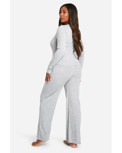 Boohoo White Plus Soft Rib Neck Long Sleeve Top & Trouser Co Ord