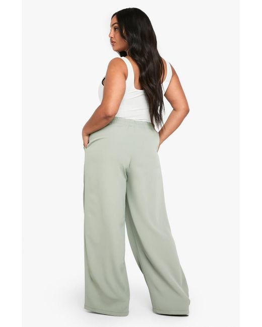 Boohoo Green Plus Elasticated Back Tailored Trouser