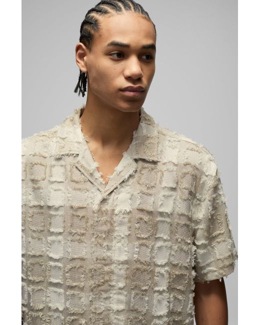 Camisa Oversize Texturizada Con Capucha Y Cremallera Boohoo de color Natural