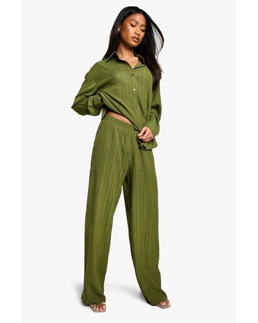 Boohoo Green Woven Crinkle Textured Straight Leg Trouser