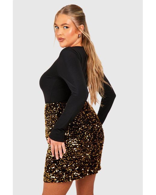Boohoo Black Plus Velvet Sequin Mini Skirt