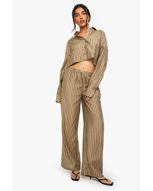 Conjunto Coordinado De Pantalón De Pernera Ancha Y Camisa Recta De Rayas Boohoo de color Natural