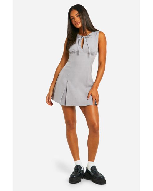 Boohoo White Keyhole Pleated Tailored Mini Dress