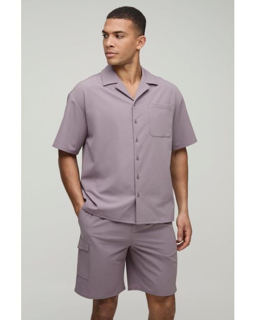 Conjunto Oversize Recto De Camisa Técnica Elástica Y Pantalón Corto Cómodo Boohoo de color Purple