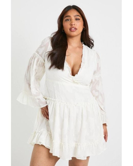 Boohoo White Plus Chiffon Floral Smock Dress